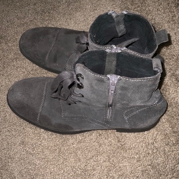 Gray suede Express men’s boots size 10 main image 2